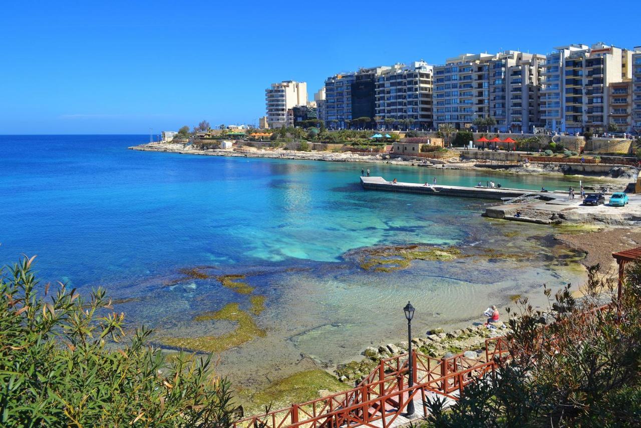 Cresta Beach Studios Saint Julian's Bagian luar foto